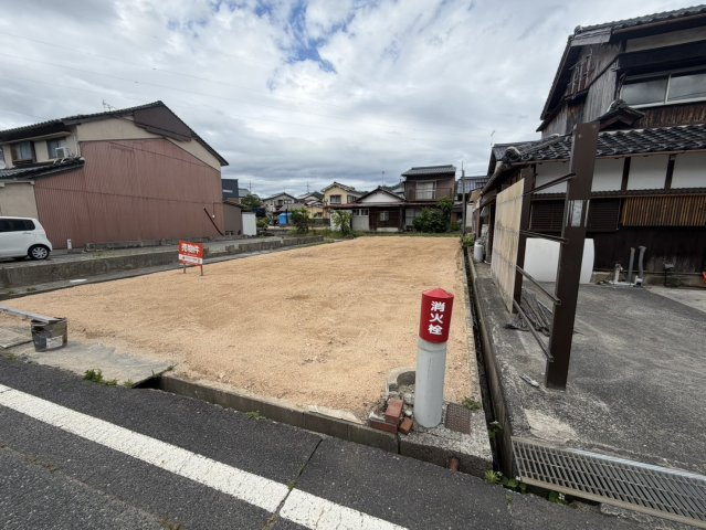 【前面道路含む現地写真】の画像