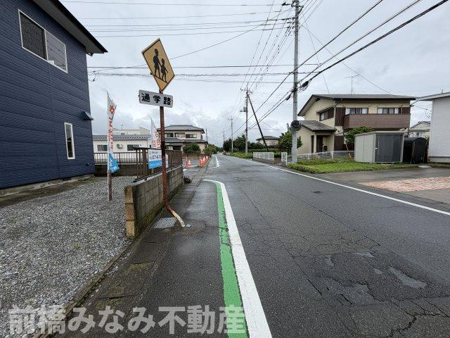 【中古】前橋市二之宮町　４LDKの前面道路含む現地写真|前面道路含む現地写真です