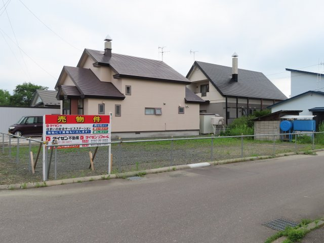 北見市とん田東町541番61　売地の前面道路含む現地写真