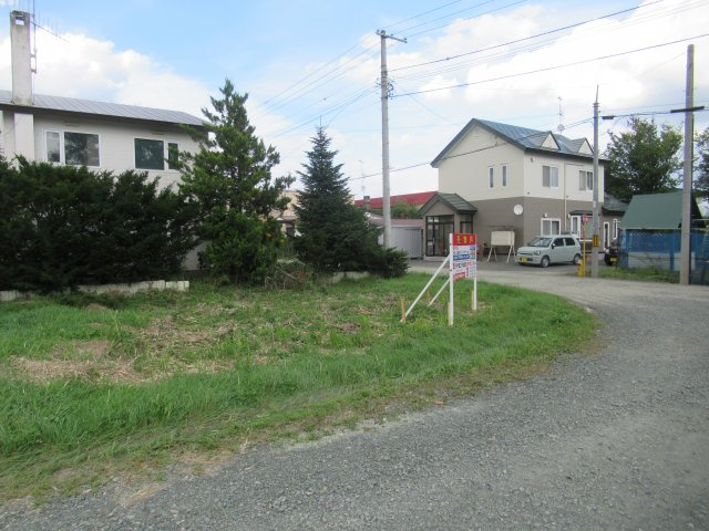 北見市東相内町9番96　売地の前面道路含む現地写真