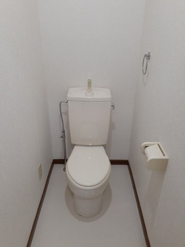 フロンテージのトイレ|清潔感のあるトイレです☆