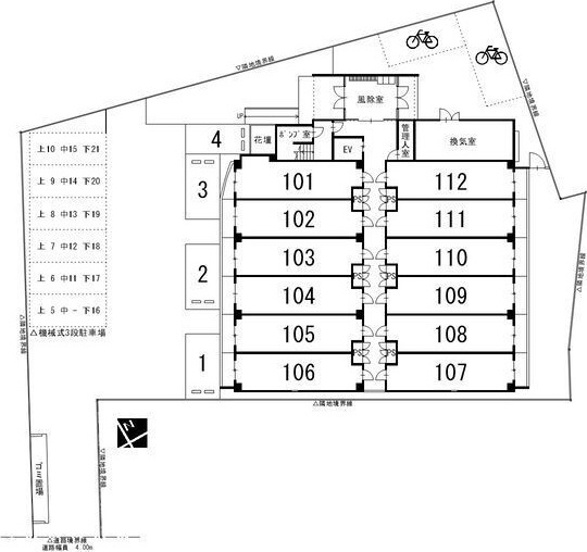 シーム・ドエル筒井の駐車場