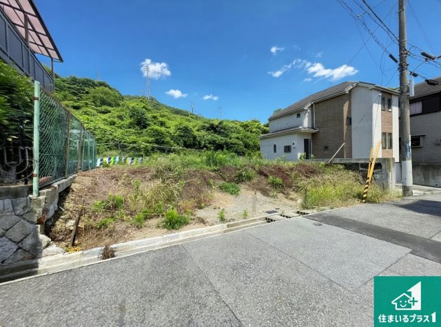 神戸市須磨区緑が丘　第2期　新築一戸建ての外観|周辺は落ち着いた街並みの住宅地！子育てがしやすい住環境です！まだ未完成ですが、現地でしかわからない事もございます。是非一度ご覧ください。
