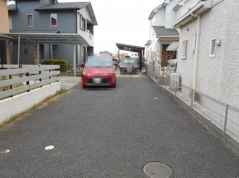 【中古】川越市下広谷中古住宅の前面道路含む現地写真|前面道路含む現地写真です