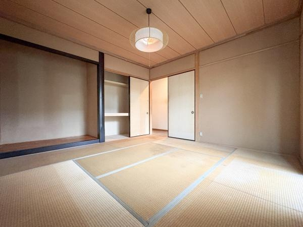 高江南一丁目　中古の和室|畳の表替えや新品へ交換するリフォームも可能です。
ご予算やご希望に合わせたプランをご提案いたします。