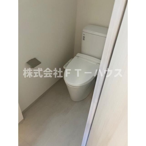 オーパスホームズ南行徳のトイレ