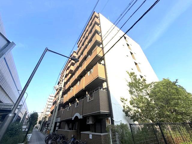 クレアドル芦屋西の外観