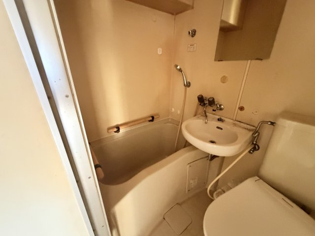 クレアドル芦屋西の洗面所