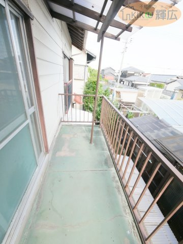 高砂市伊保崎6丁目　中古戸建のバルコニー