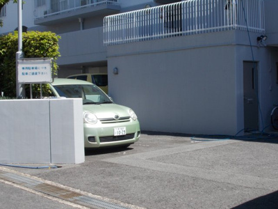 【駐車場】 | 緑地公園ハウス