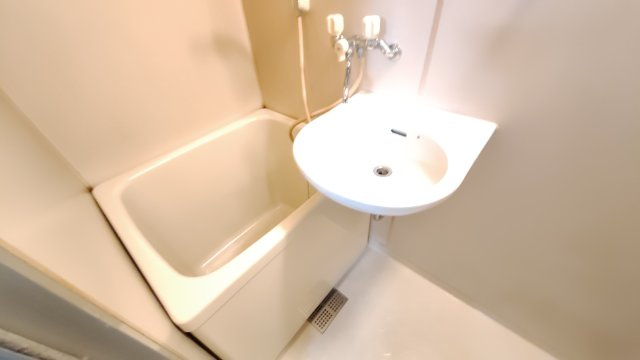 大石北町マンションの浴室