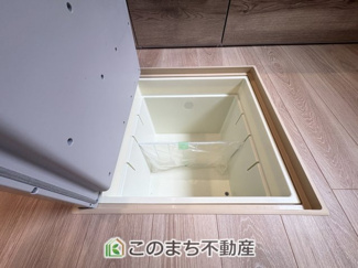 【収納】 | ワイウッドコート小山市中久喜第1期　 | あると便利！！床下収納☆