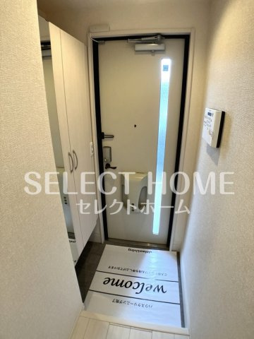 【玄関】 | ブリーゼⅡ | 収納もある玄関です