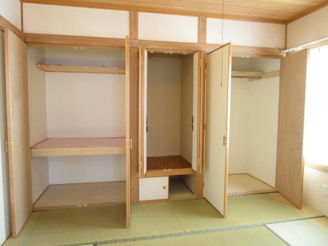 釧路市春日町の一戸建ての収納