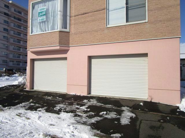 釧路市春日町の一戸建ての駐車場