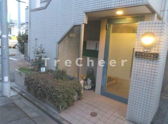 サンマンションのエントランス