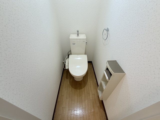 リビング六甲ウエストA棟のトイレ