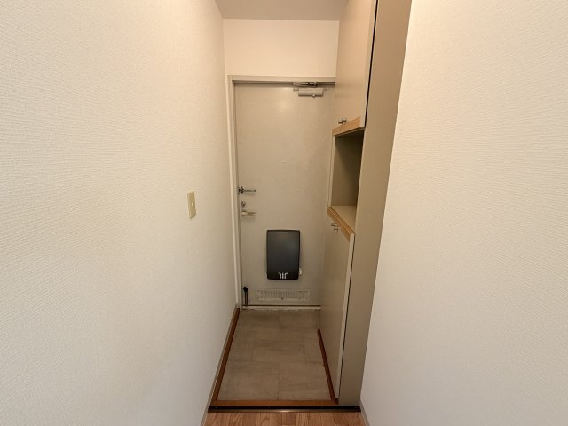 リビング六甲ウエストA棟の玄関