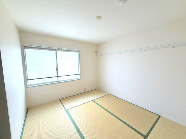 リビング六甲ウエストA棟の和室