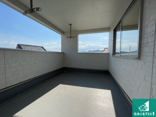 西脇市上野　第3期　新築一戸建てのバルコニー|日当たりのよいバルコニー！お部屋が開放的に！