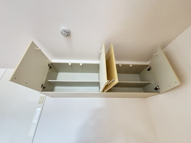 プラージュC棟の収納
