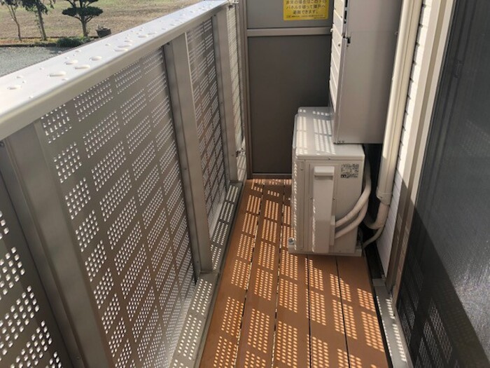 D-ROOM徳益駅前のバルコニー