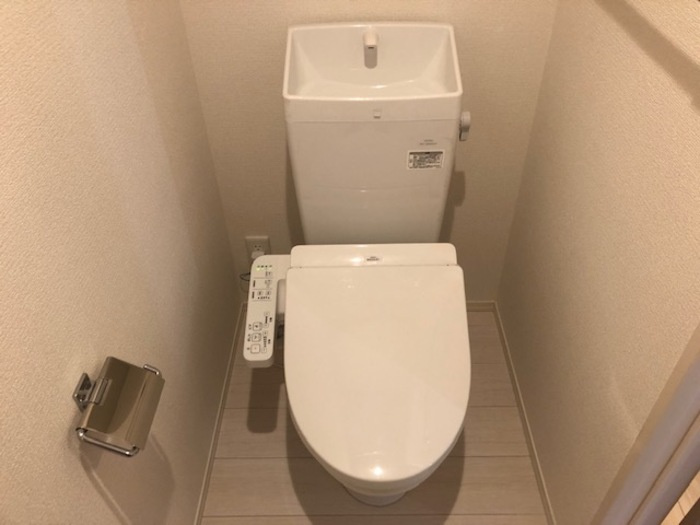 D-ROOM徳益駅前のトイレ
