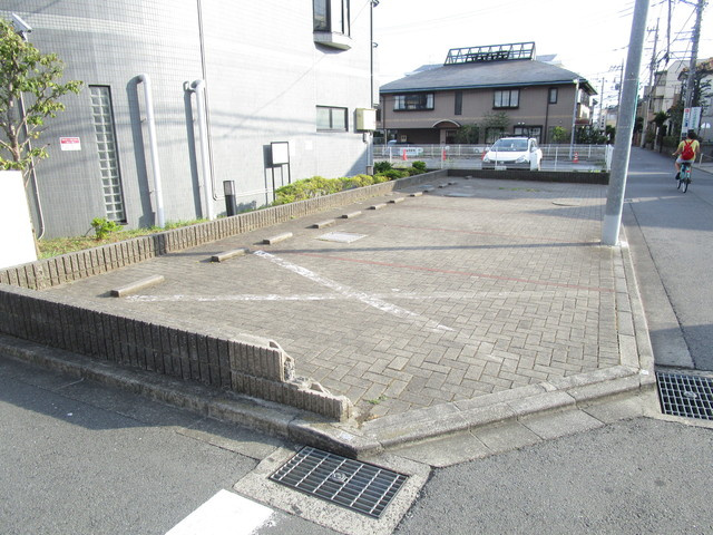 ビバーチェの駐車場|駐車場の雰囲気