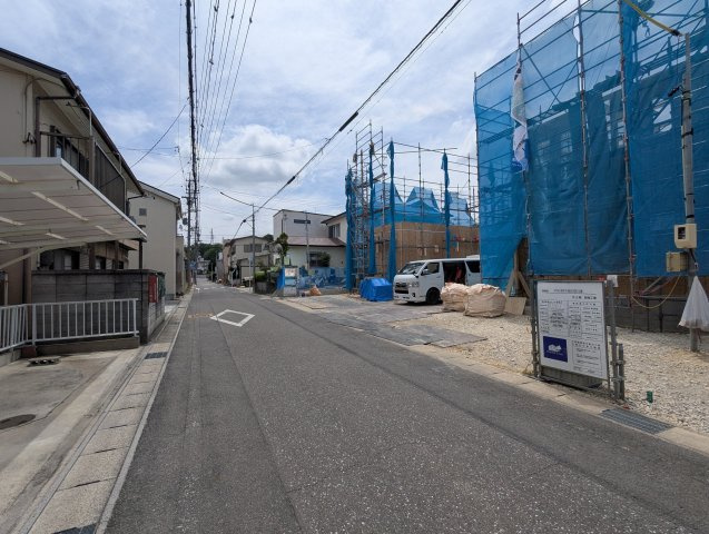 ハートフルタウン　瀬戸市東吉田町の前面道路含む現地写真