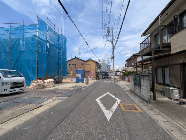 ハートフルタウン　瀬戸市東吉田町の前面道路含む現地写真