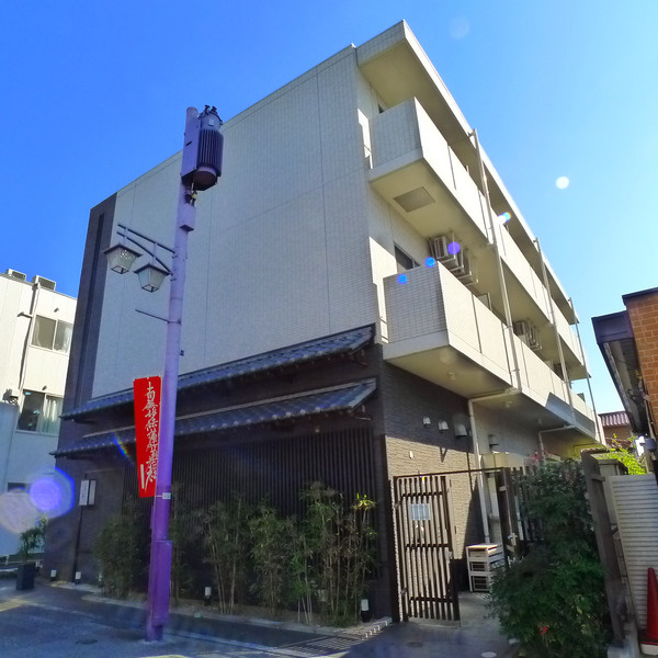 ラフォルテ本中山の外観
