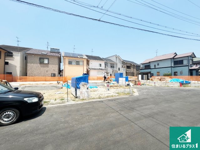 高石市東羽衣　新築一戸建ての外観|周辺は落ち着いた街並みの住宅地！子育てがしやすい住環境です！まだ未完成ですが、現地でしかわからない事もございます。是非一度ご覧ください。