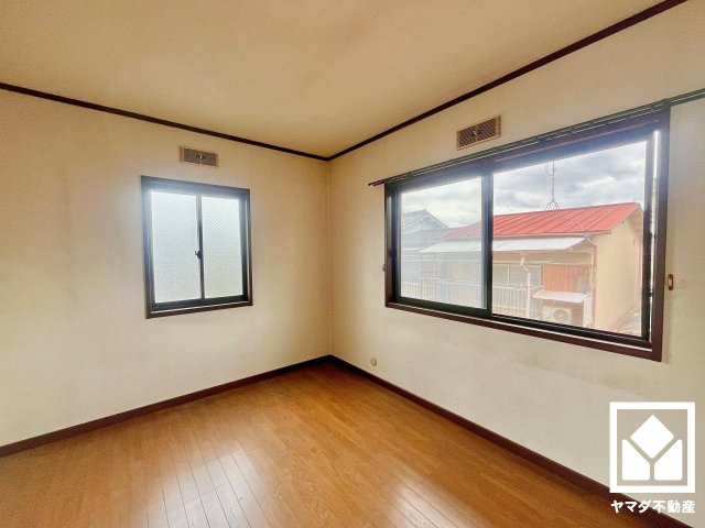 城陽市久世南垣内の子供部屋