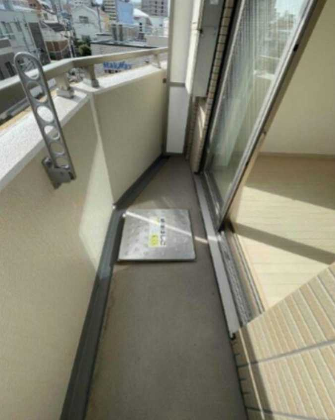 ガーラ・ヒルズ目黒東山　駅近　ネット無料　分譲賃貸のバルコニー