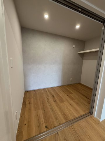 WELLNEST　ROOM　名駅南　B棟の寝室|落ち着いた色調のお部屋です