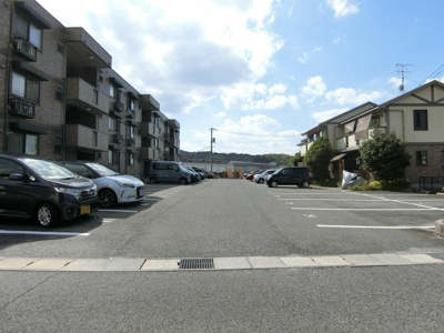 【駐車場】 | プラージュC棟