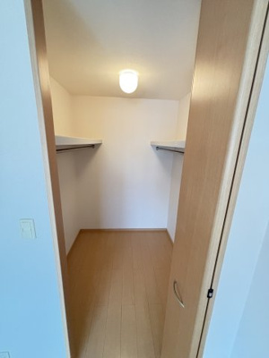 【収納】 | プラージュC棟 | イメージ202号室の写真