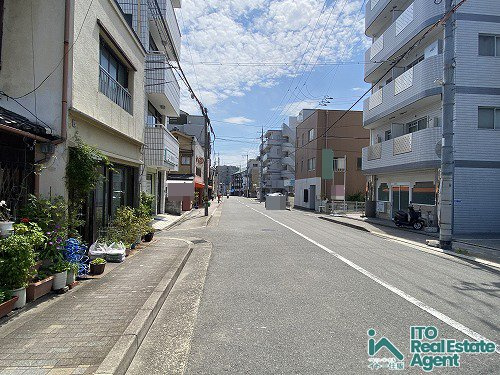 紫野中柏野町 京町家の前面道路含む現地写真
