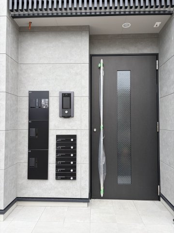 WELLNEST　ROOM　名駅南　B棟のエントランス