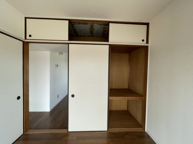 ロイヤル早野マンションの収納