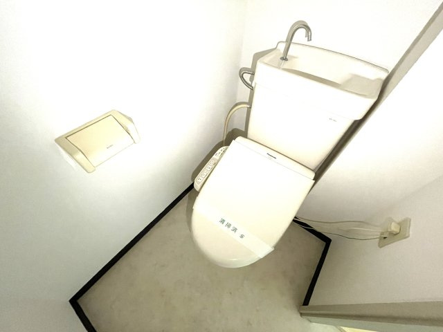 ロイヤル早野マンションのトイレ