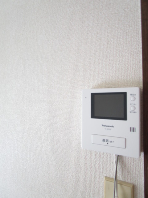 メゾン・ド・あざみ野のセキュリティ|安心ＴＶモニタ付きインターホン