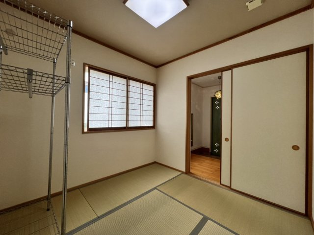 築添町戸建の和室