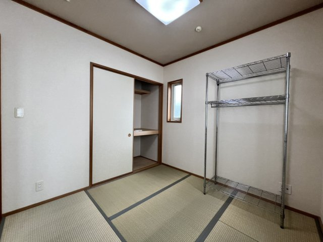 築添町戸建の和室