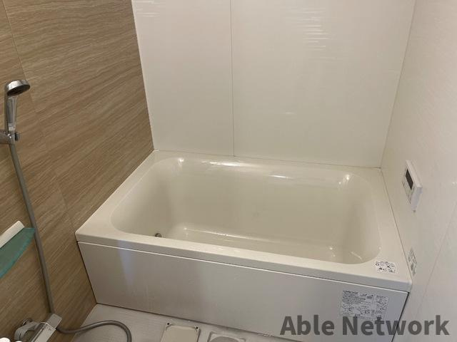 FK1の浴室|追い焚き給湯と浴室乾燥機付き