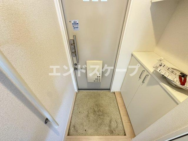 ジュエルの玄関|高崎、前橋のお部屋探しはエンドスケープまで！お客様の理想お聞かせ下さい♪
