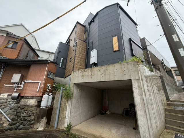 横浜市西区元久保町 新築戸建て【仲介手数料無料】