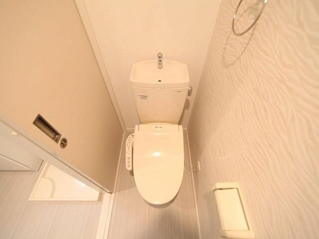 ＤＥＳＩＧ　ＳＱＵＡＲＥのトイレ