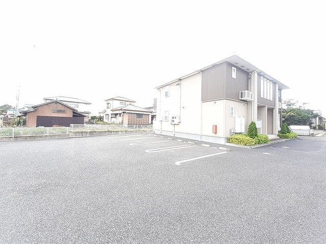 エスペランサＢの駐車場