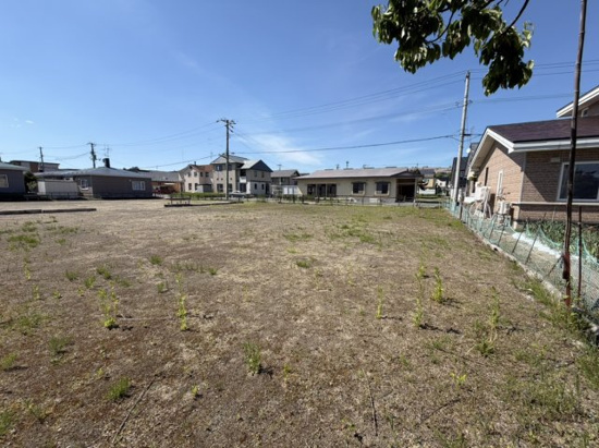 北見市北進町３丁目８番３、８番９　売地の外観